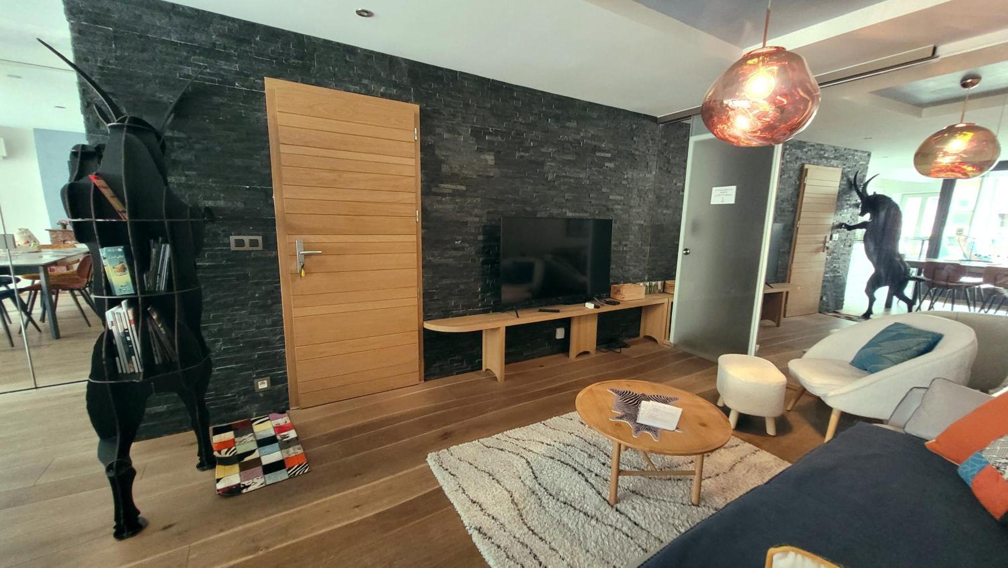 L'Eau Vive Jacuzzi Et Sauna En Vieille Ville 5 アヌシー エクステリア 写真